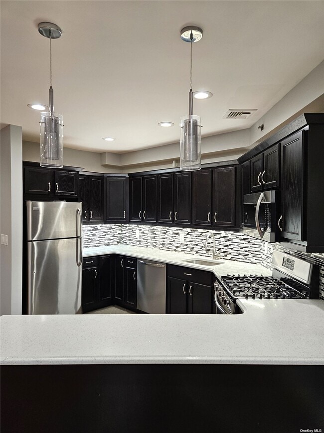 Building Photo - 93 Hempstead Ave