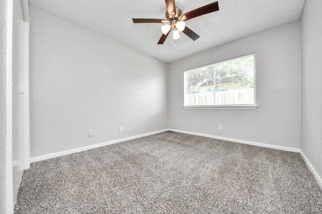 Building Photo - 16714 Britford