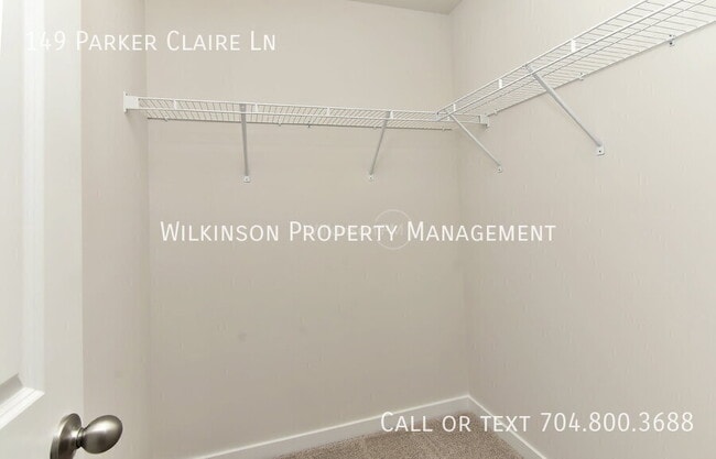 Building Photo - 149 E Parker St