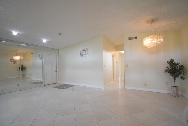 Building Photo - 11638 Timbers Way