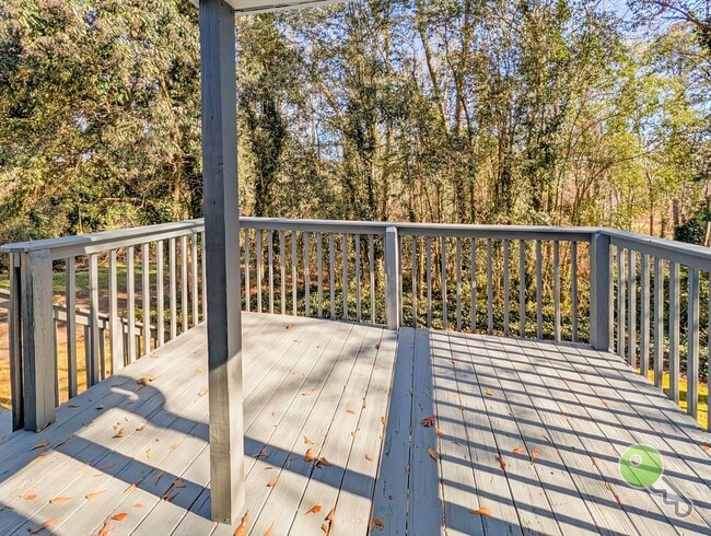 Building Photo - Charming Updated 2BR Home Near Downtown Greenville