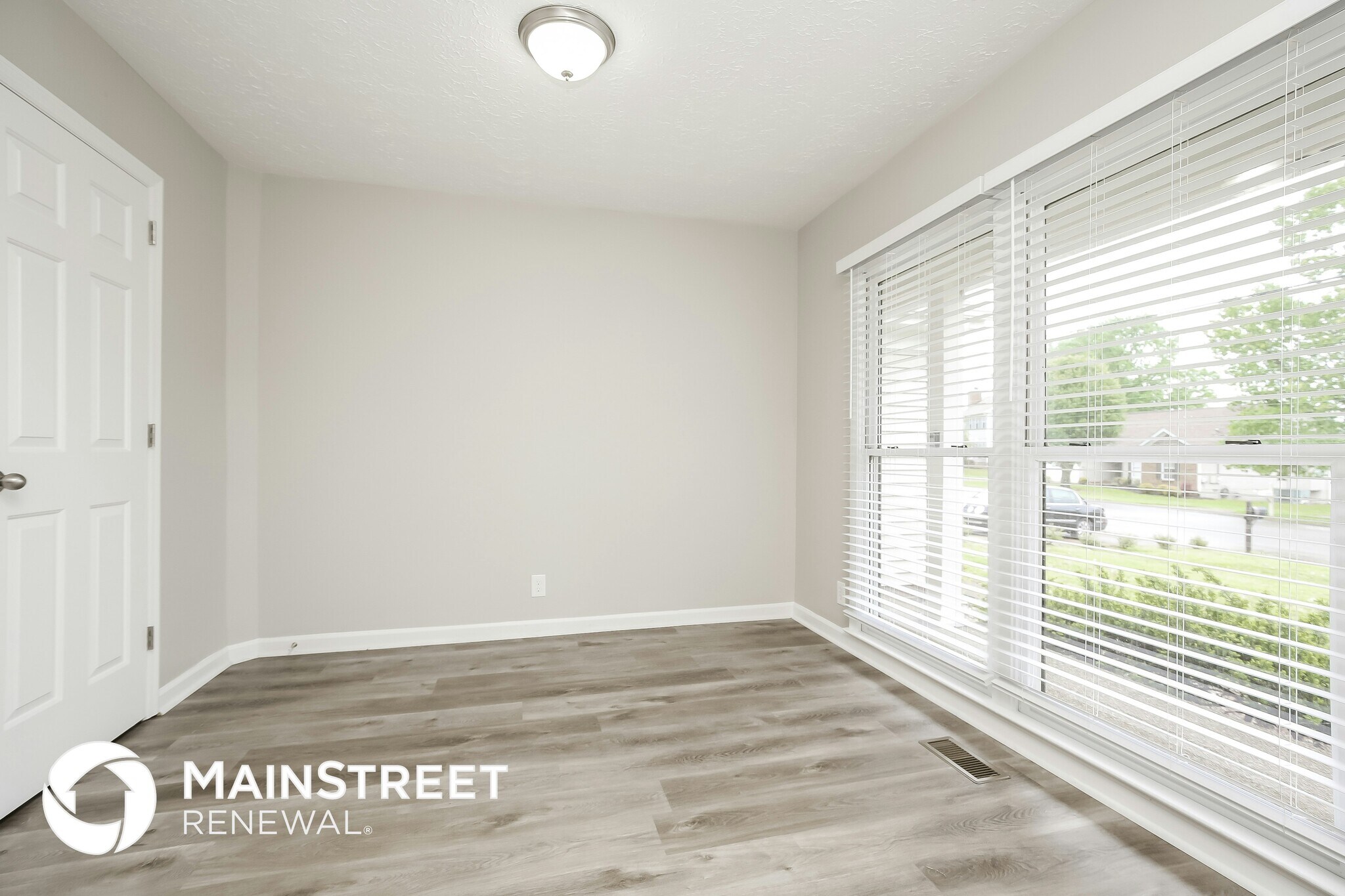 Building Photo - 2009 Hidden Cove Rd