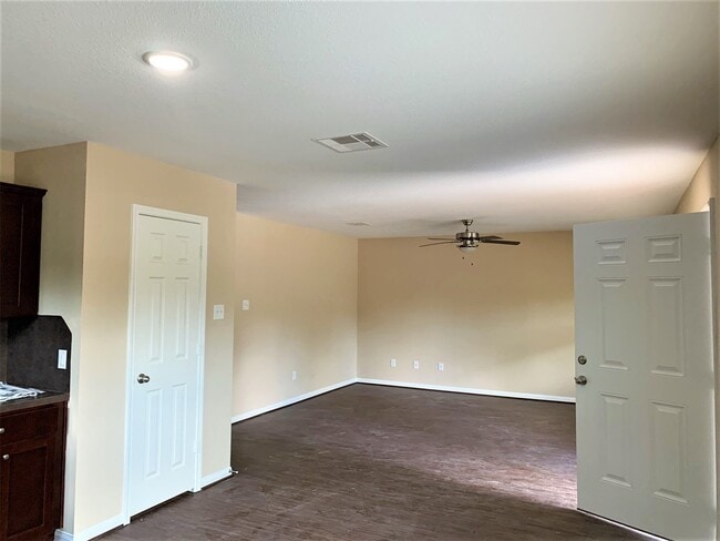 Building Photo - 429 N Carolina St