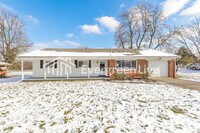 Building Photo - 804 Fallveiw Ave