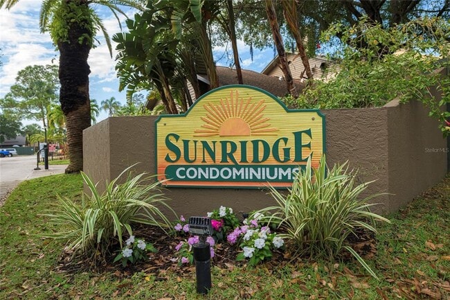 Building Photo - 918 Sunridge Dr