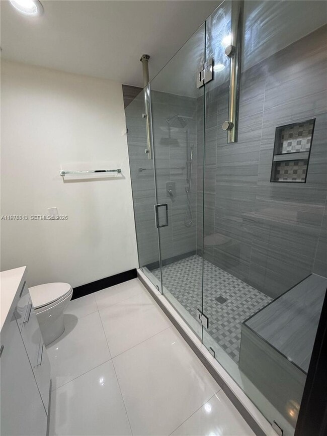 Building Photo - 2699 Tigertail Ave