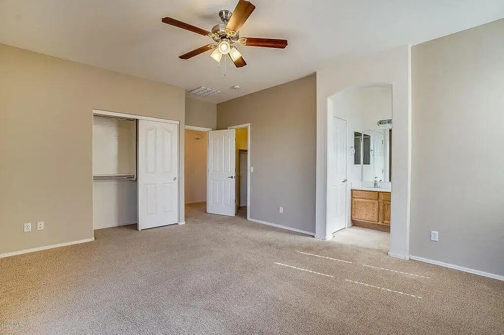 Mater bedroom view - 3470 E Riopelle Ave