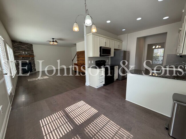 Building Photo - 2925 Grassy Knoll Cir