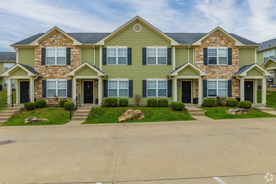 Building Photo - Gravois Ridge Townhome Apartments