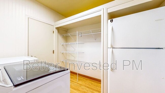 Building Photo - 2530 Brookhaven Dr