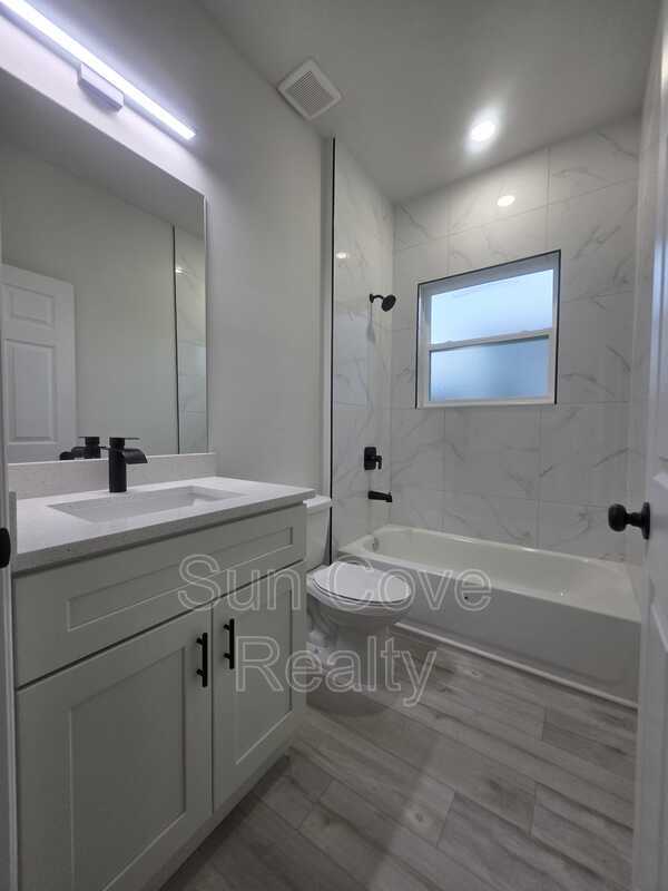 Building Photo - 7958 N Oberon Terrace