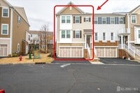 Building Photo - 701 Mia Dr