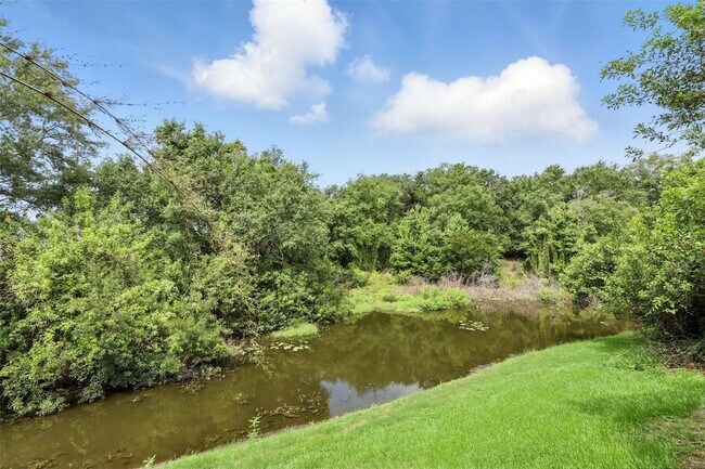 Building Photo - 3966 Atrium Dr