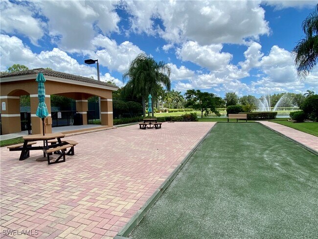 Building Photo - 1840 Florida Club Cir