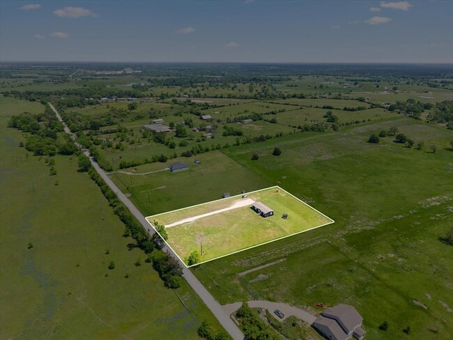 Building Photo - 5236 Co Rd 219