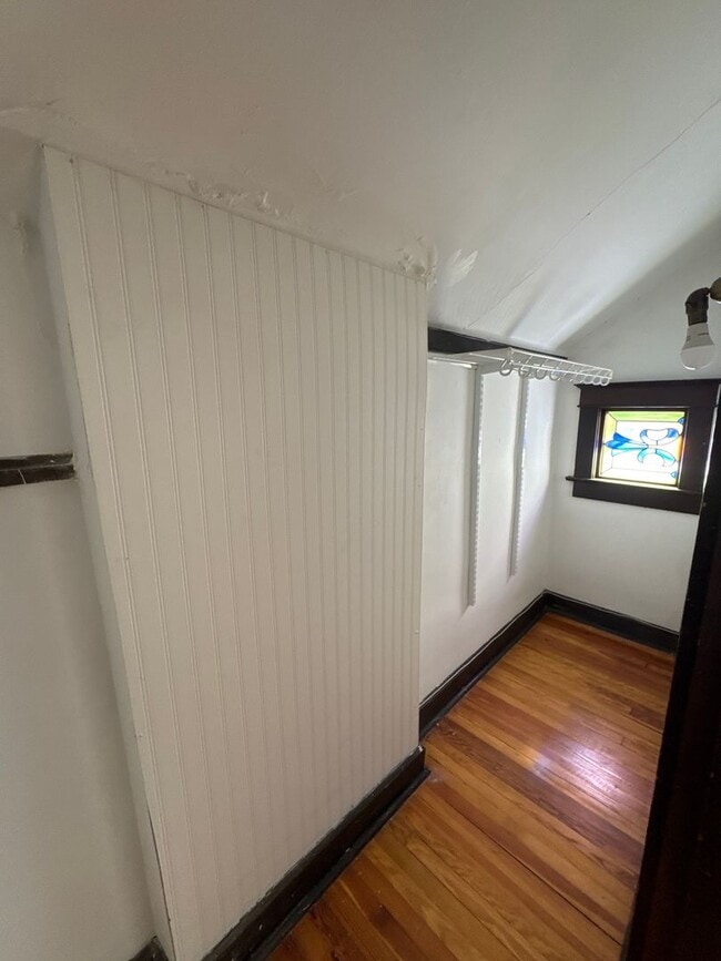 Building Photo - 4949 Nottingham Ave