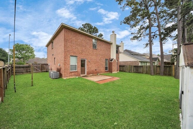 Building Photo - 8522 Sports Haven Dr