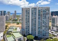 Building Photo - 2BR/2BA with 1 covered parking stall in a ...