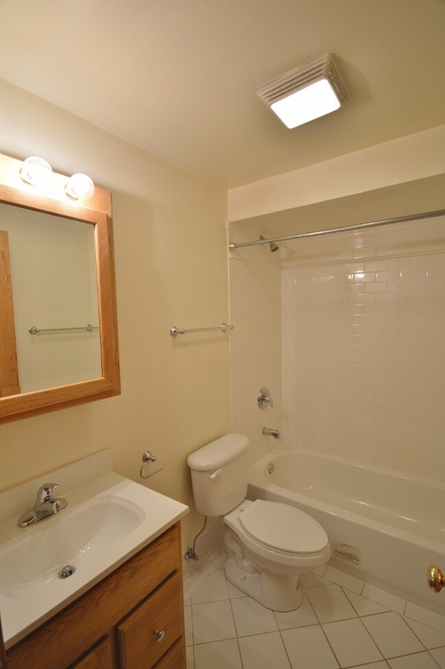 Floorplan - 3727 N. Fremont