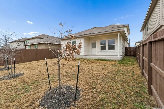 Building Photo - 4550 Meerkat Dr