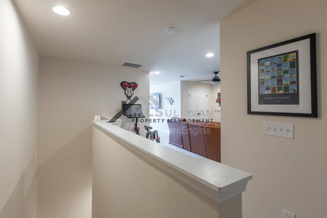 Building Photo - 1119 Southpoint Trl