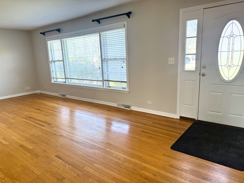 Building Photo - 10901 62nd St