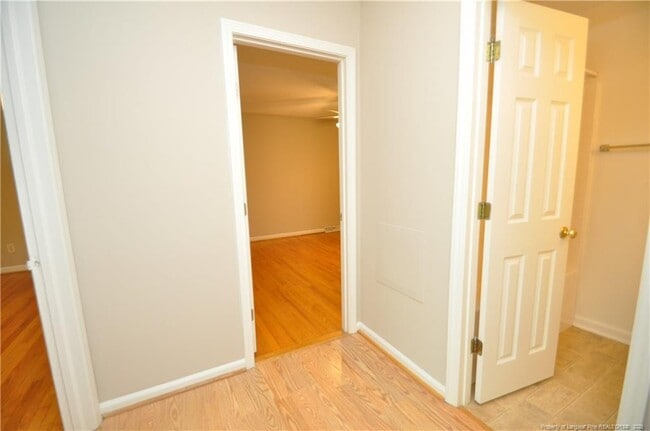 Building Photo - 6112 Deerwood Pl