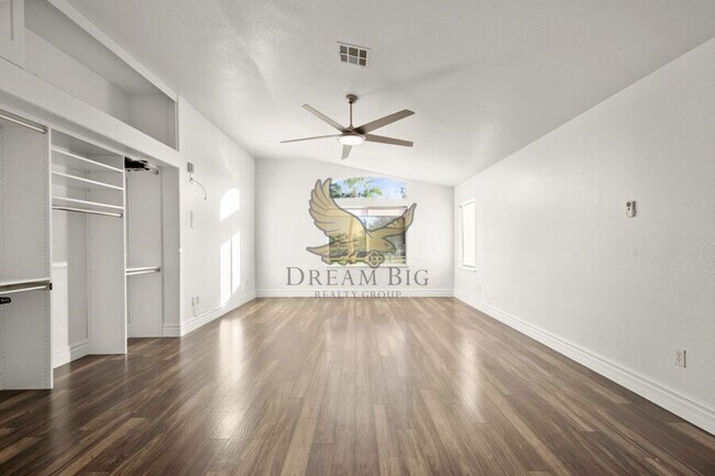 Building Photo - 9513 Cloudcroft Ave