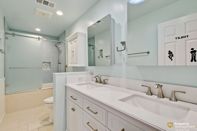Building Photo - Turnkey Home with Natural Light & Upgrades...