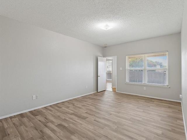 Building Photo - 3229 Spring Crest Ct