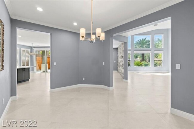 Building Photo - Recently remodeled 5 BEDROOMs/4 bathrooms,...