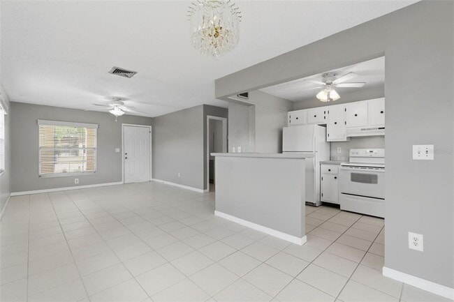 Building Photo - 9992 86th St