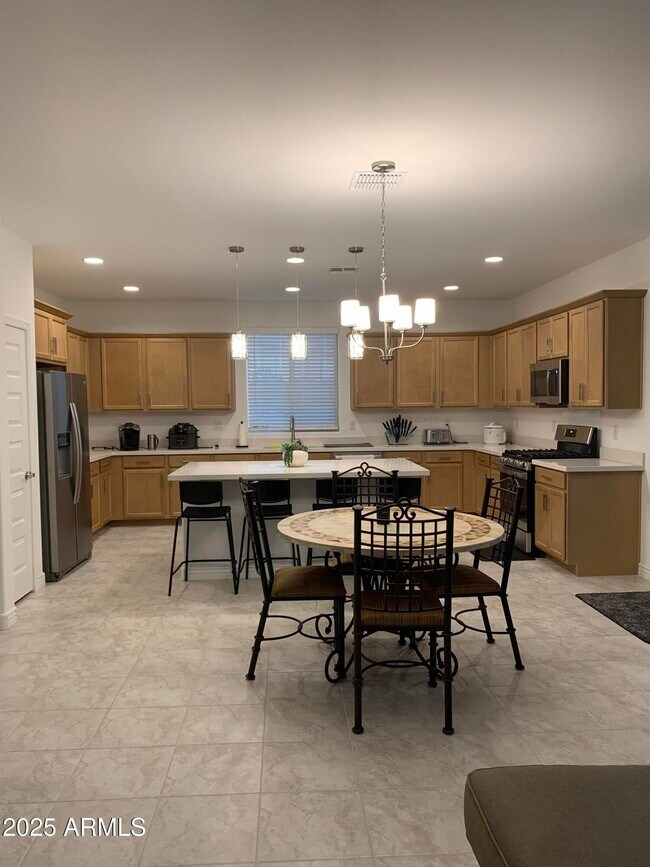 Building Photo - 3716 N 99th Dr