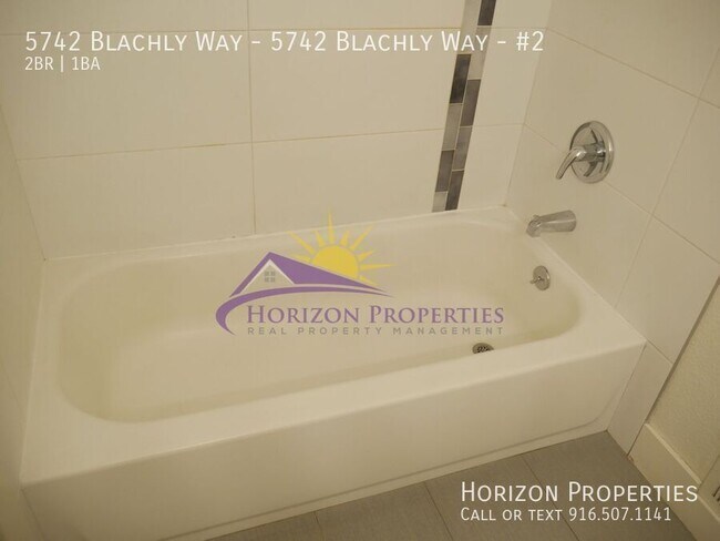 Building Photo - 5742 Blachly Way