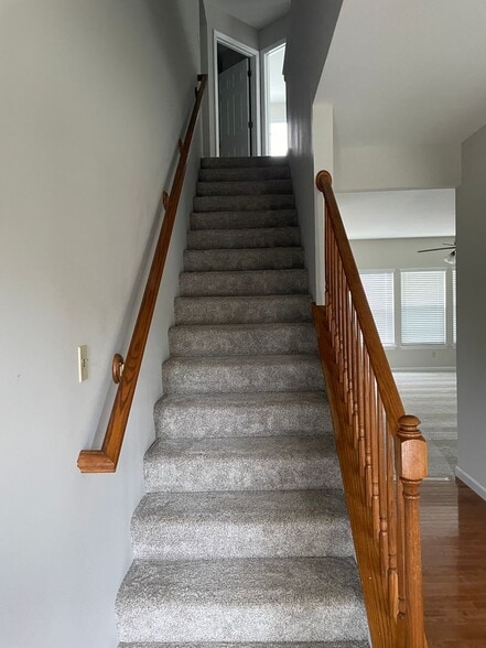 Building Photo - 248 Greenshire Ln
