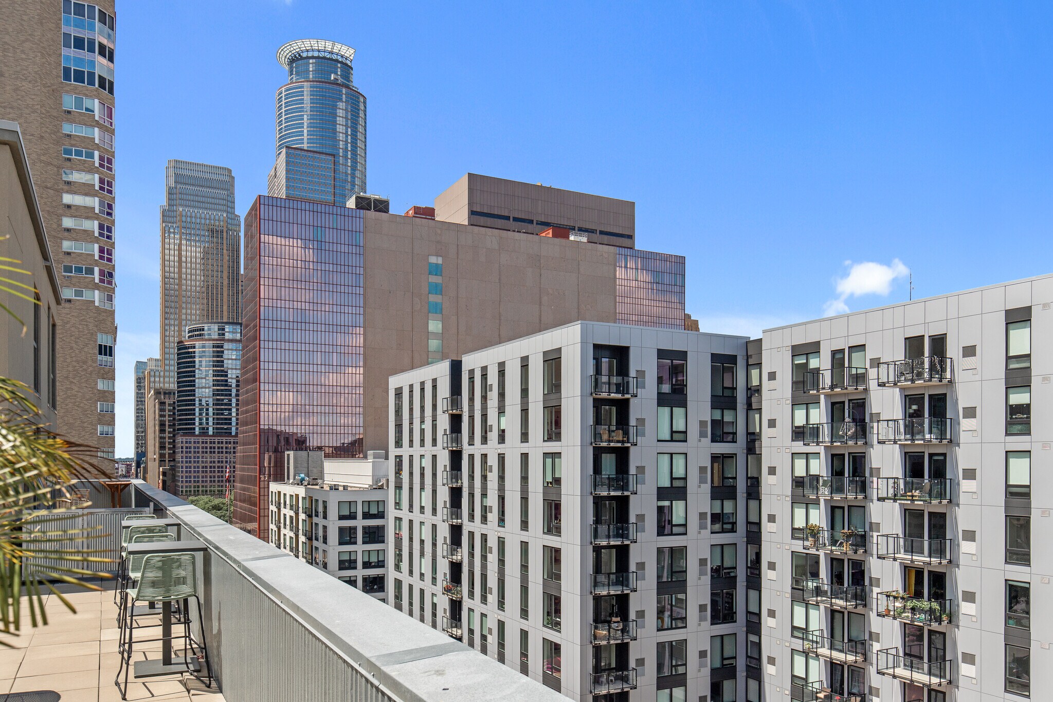Rooftop Deck - 521 S 7th St
