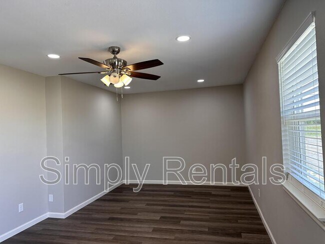 Building Photo - 11015 I-30 Frontage Rd