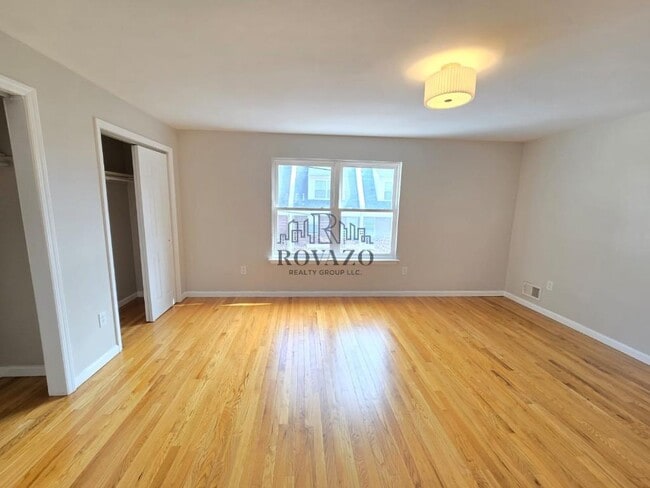 Building Photo - 542 S 20th St