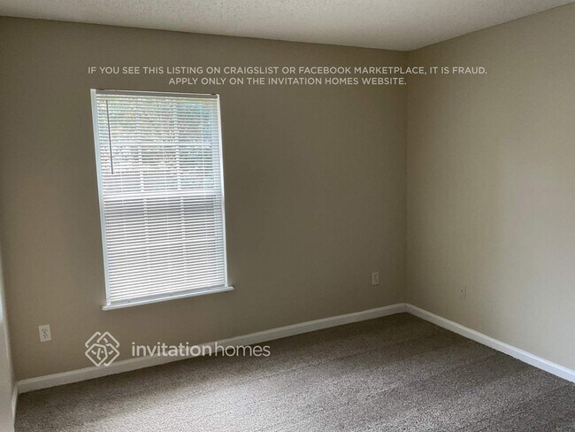 Building Photo - 13973 Crestwick Dr W