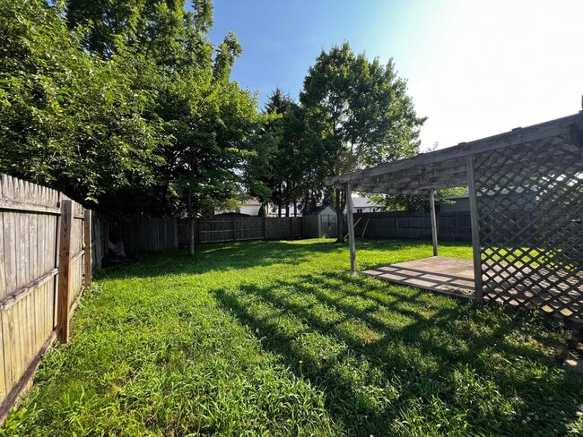 Building Photo - 2470 Dunsworth Dr