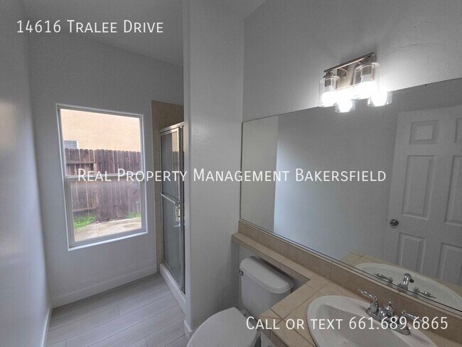 Building Photo - 14616 Tralee Dr