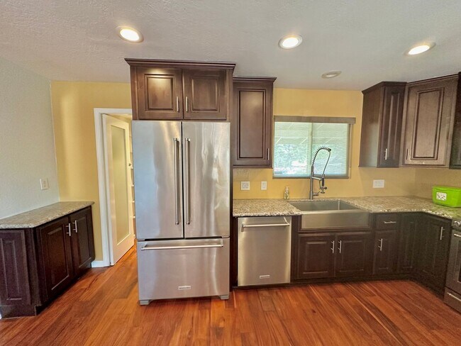 Building Photo - 3648 San Lisa Ct