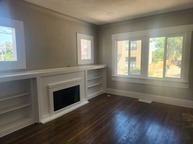 Building Photo - 1477 Osceola St