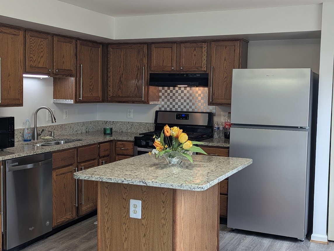 Kitchen - 12921 Freestone Ct