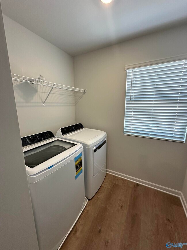 Building Photo - 4121 Hudson Ct SW