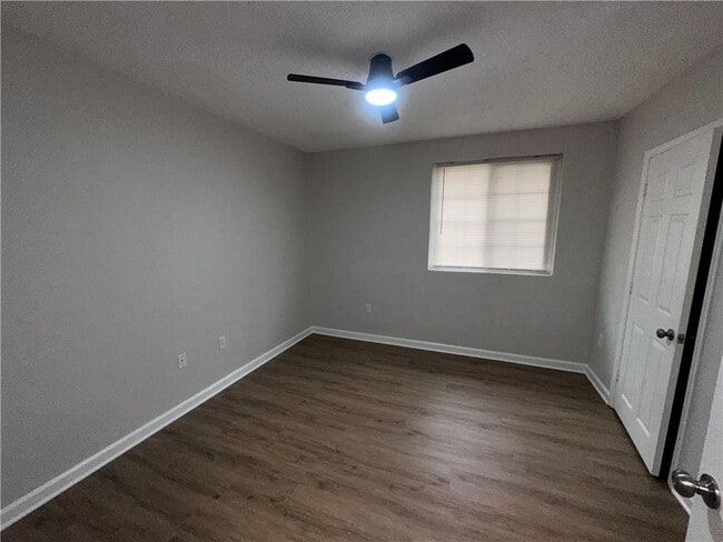 Building Photo - 197 South Ave SE