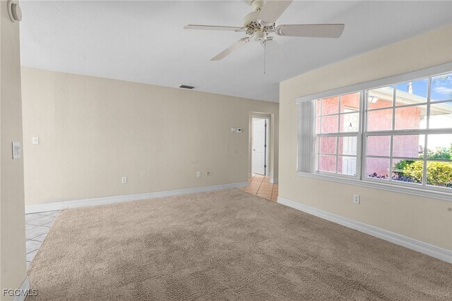 Building Photo - 517 SE 43rd St