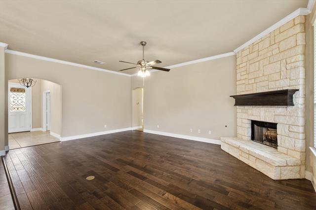 Building Photo - 8609 Cloudyway Dr