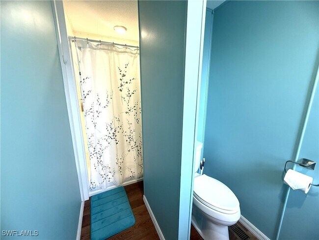 Building Photo - 455 Jacaramba Ct