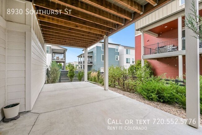 Building Photo - 8930 Southurst St